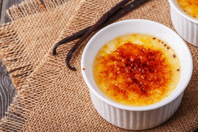 Creme brulee – traditional french vanilla cream dessert.