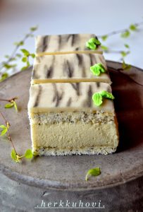 Valkosuklaiset marsipaanileivokset Thumbnail for 44069