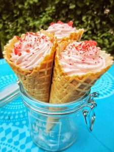 Mansikka-jogurttitötteröt Thumbnail for 52417