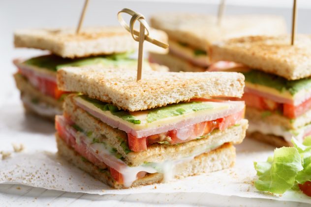 ham sandwich triangle bread