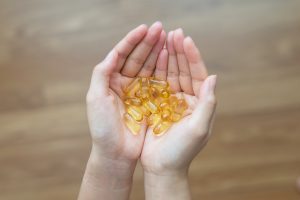 D-vitamiini: Pilleriä poskeen vai ei? capsules vitamins pills