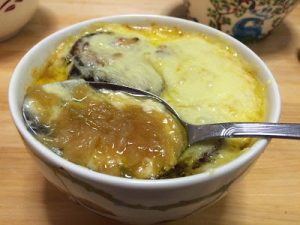 Ranskalainen sipulikeitto krutongeilla Thumbnail for 65824