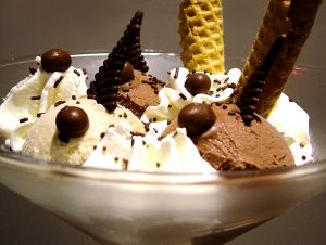 768px-Ice_Cream_dessert_01