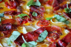 Cheddar-pizza italialaisittain Thumbnail for 77352