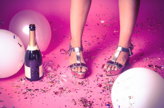 bottle alcohol champagne
