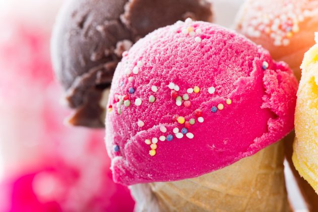 Ice cream scoops icecream cone