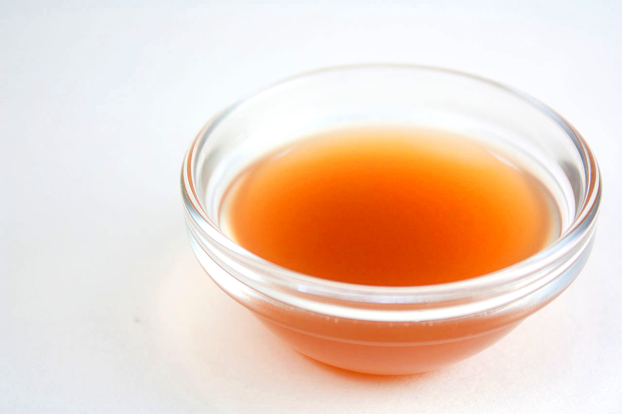 Apple_Cider_Vinegar_(4108653248)