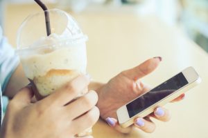 phone milkshake straw