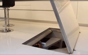 Keittiön lattian alta paljastuu todellinen yllätys: upea viinikellari Kuvankaappaus 2016-2-19 kello 16.56.26