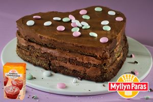 Herkkusuu-Advertoriaali-Täydellinen-suklaakakku-750x500px