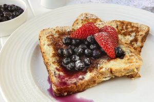 French Toast with Blueberries and Strawberries