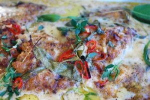 NIIHIN PARHAIMPIIN HETKIIN SALVIA-TIMJAMIKANAA VALKOVIINISSÄ Thumbnail for 106154