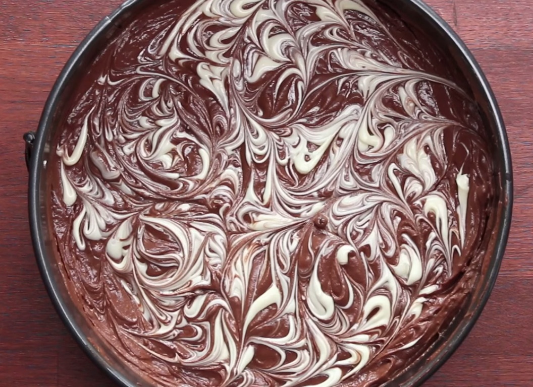 Chocolate Fudge Cake Ice Cream