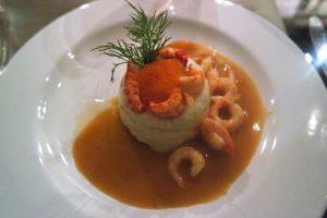 HAUKITIMBAALIT JA ÄYRIÄISKASTIKE Thumbnail for 120342