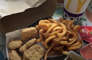 Tältä McDonald’s -ateriat näyttävät eri puolilla maailmaa — Japani taisi viedä voiton! McDonald¨s