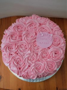 Rippijuhlien ruusukakku Thumbnail for 130336