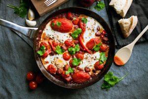 Hiiliteräspannut perusteellisessa vuoden testissä – Katso vinkit hiiliteraspannu_testissa