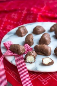 Bounty-suklaa eli kookospatukat Thumbnail for 136681