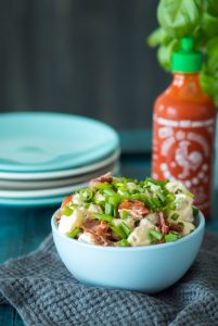 Sriracha-perunasalaatti Thumbnail for 142226