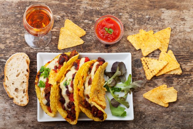 Taco mit Chili Con Carne