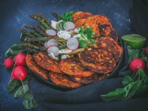 Juustoinen porkkanapihvi sopii kasvishampurilaisiin- nyt ei ole kuivaa vegeä! Thumbnail for 151304