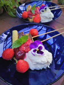 RAPARPERIVARTAAT GRILLISSÄ,  KESÄN HELPPO JA HERKULLINEN JÄLKIRUOKA Thumbnail for 152082