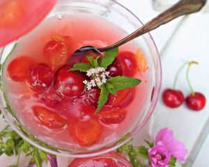 KARPIN KIRSIKKAKIISSELI ja kuvia kakolasta Thumbnail for 152353