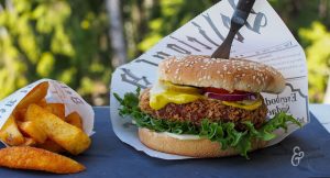 Kana – Eiku -Haukipihvit burgeriin – Roskakalasta ruoaksi Thumbnail for 157658