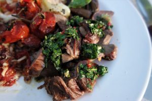 Asadogrillattu kauriin jalka ja chimichurrisalsa Thumbnail for 158180