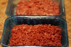 Perheenäiti julkaisi TikTokissa jauhelihakikkansa –  Tuli välitön hitti! meat-3954910_1920