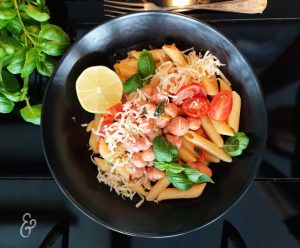 Limellä ja sinapilla maustettu kermainen siskonmakkarapasta Thumbnail for 163955