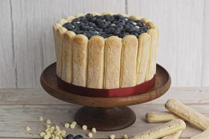 Mustikka-valkosuklaa charlotta, myös gluteeniton Thumbnail for 164248