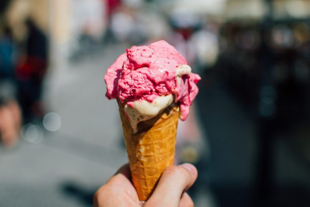 ice-cream-926426_1920