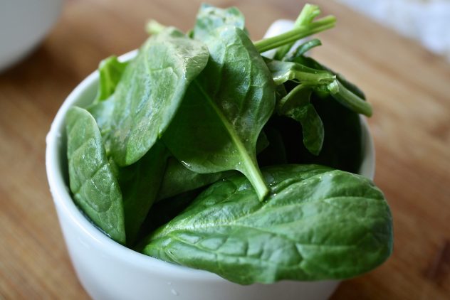 spinach-1427360_1920