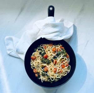 Kirsikkatomaatti-pestopasta Thumbnail for 182641