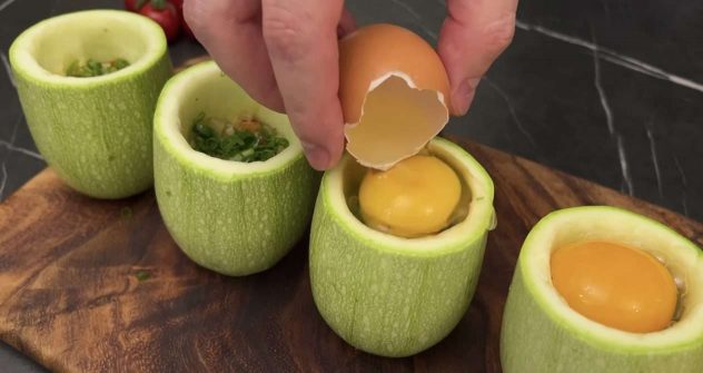 täytetty kesäkurpitsa