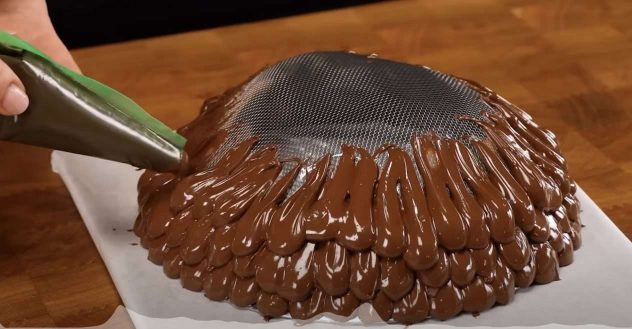 suklaakäpykakku