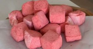 mansikka-proteiini-vaahtokarkit