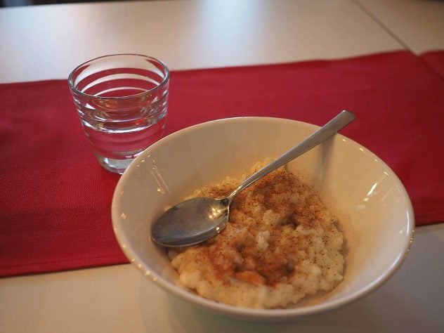 Finnish_Christmas_rice_porridge