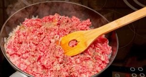 jauhelihan-paistaminen