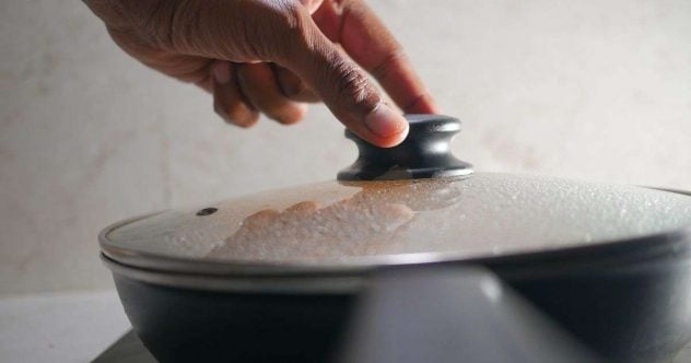 kattilan-kansi-paistinpannun-kansi