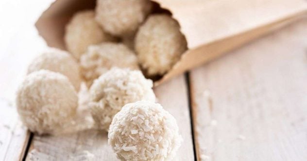 valkosuklaakookospallot