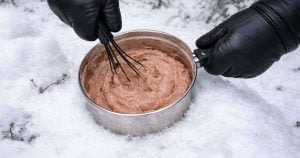 jaatelo-lumihangessa