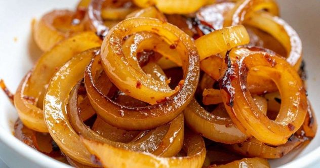 karamellisoitu sipuli