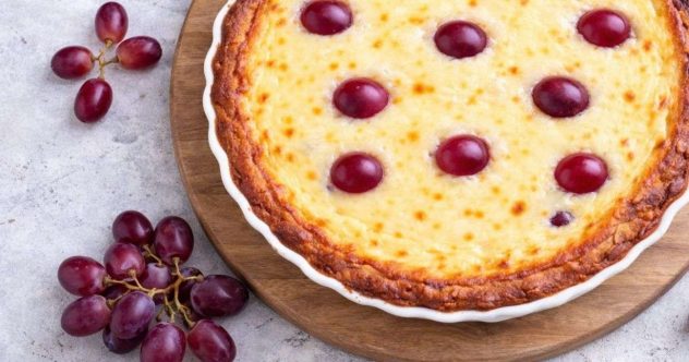 viinirypale-rahkapiirakka