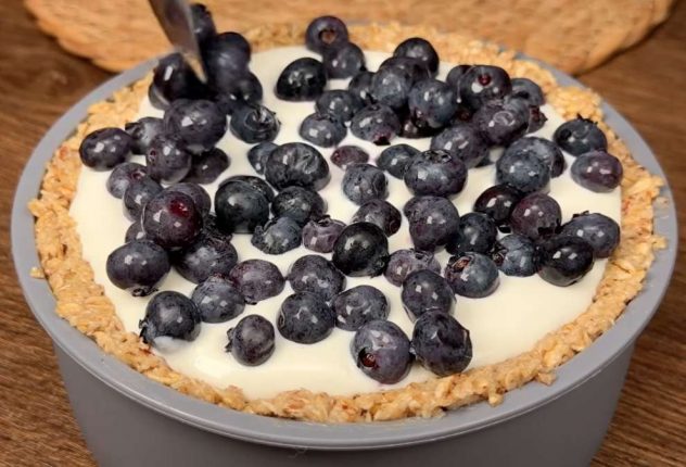 terveellinen mustikkakakku