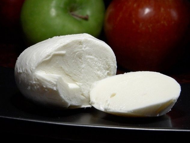 mozarella-3521_640 (1)